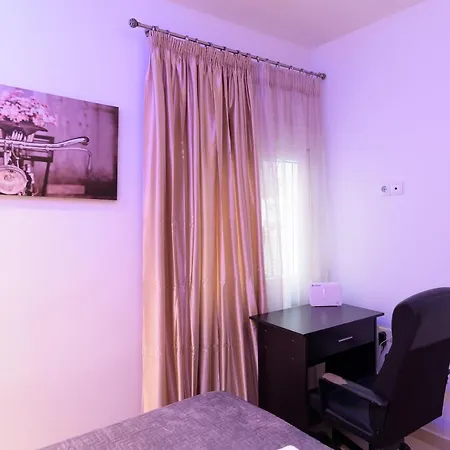 Apartment Lassani Cozy And Quiet, 2 Bedroom Apartm With Spacious Balcony
