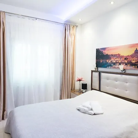 Lassani Cozy And Quiet, 2 Bedroom Apartm With Spacious Balcony *